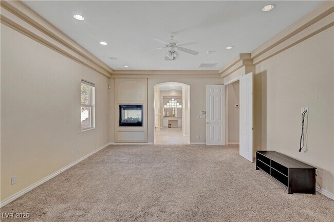 Building Photo - 4683 Clay Peak Dr