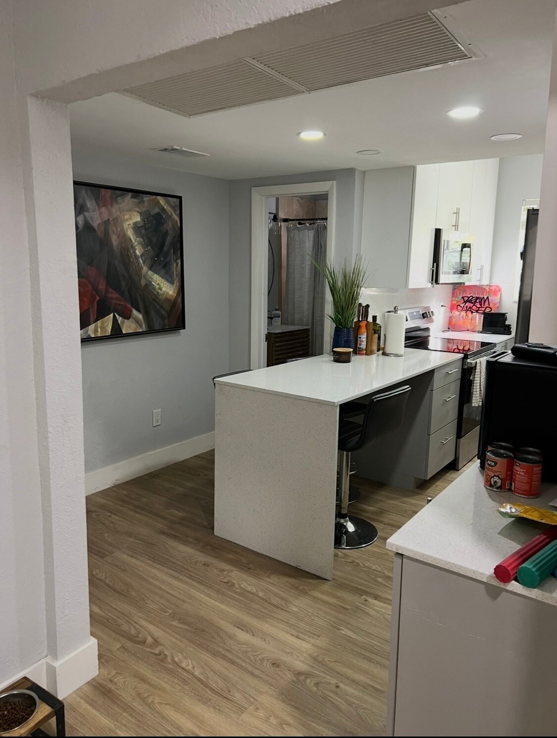 Building Photo - 3915 N Meridian Ave