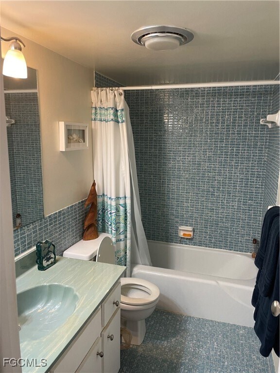 Building Photo - 1730 Sandy Cir