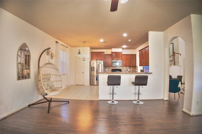 Building Photo - 6034 Starbrook Creek Dr