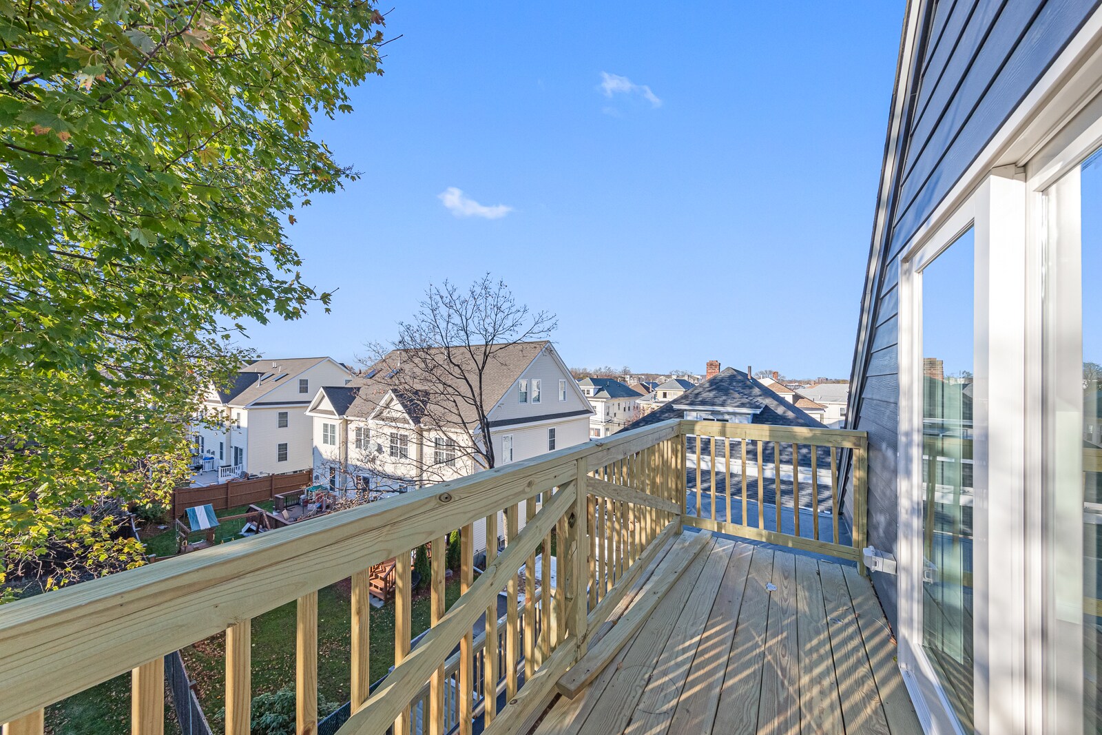 Building Photo - 64 Bradbury Ave