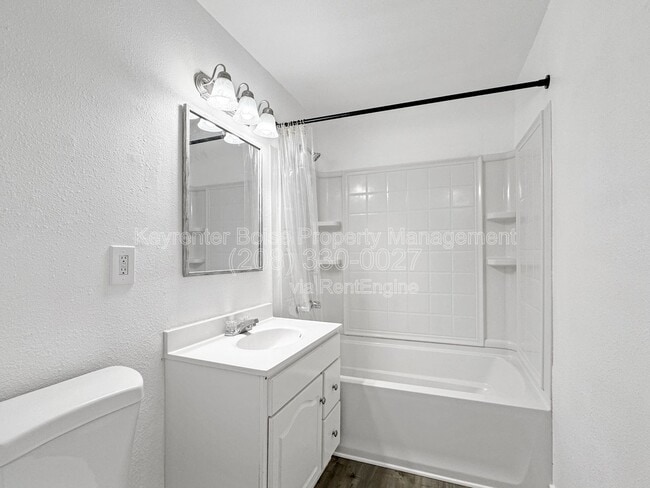 Building Photo - 4811 W Targee St