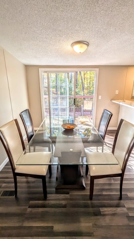 Building Photo - 3738 Vickery Dr