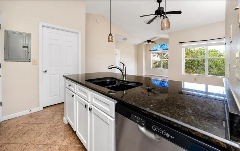 Building Photo - 10764 70th Ave