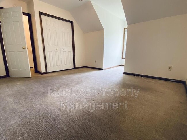 Building Photo - 10717 S Jamie Pl