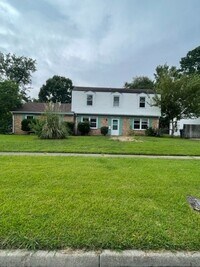 Building Photo - 4025 S Plaza Trail