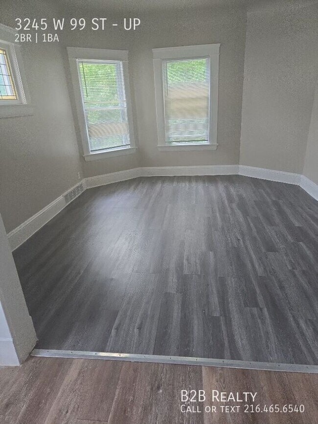 Building Photo - 3245 W 99th St