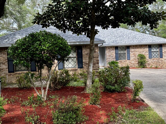 Building Photo - 109 Dominica Way