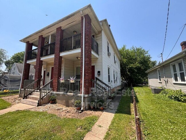 Building Photo - 624.5 Wicoff St