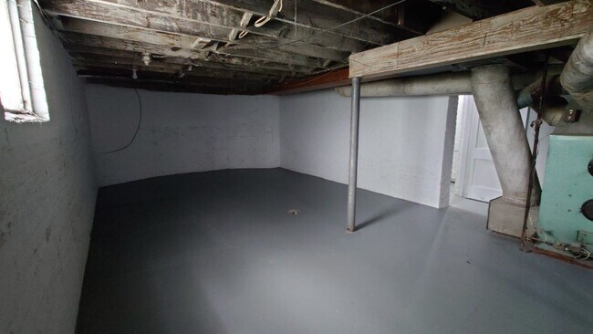 Building Photo - 1350 Alter Rd