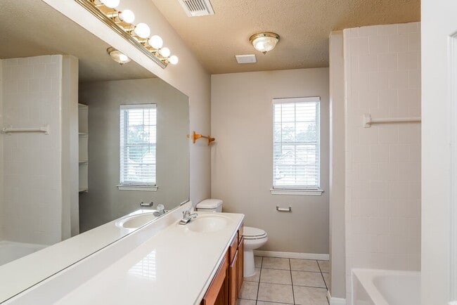 Building Photo - 20415 Blue Beech Dr