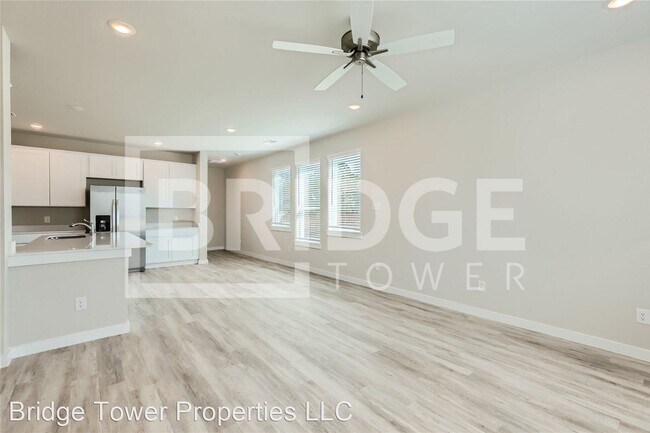 Building Photo - 4 br, 2.5 bath House - 1309 Creekbank Drive