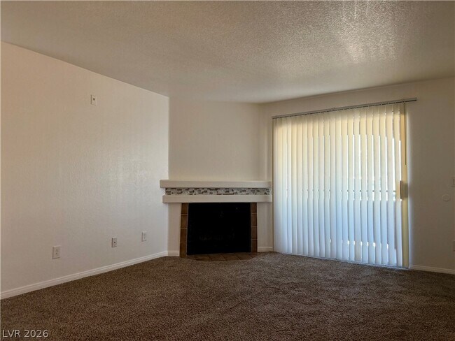 Building Photo - 230 Mission Catalina Ln