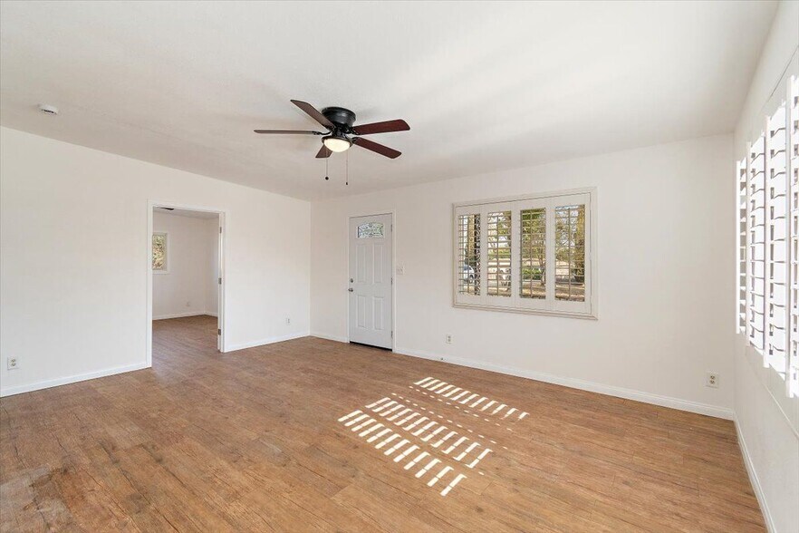 Building Photo - 4270 Woodward