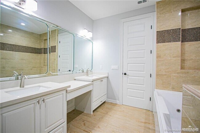 Building Photo - 22 E St