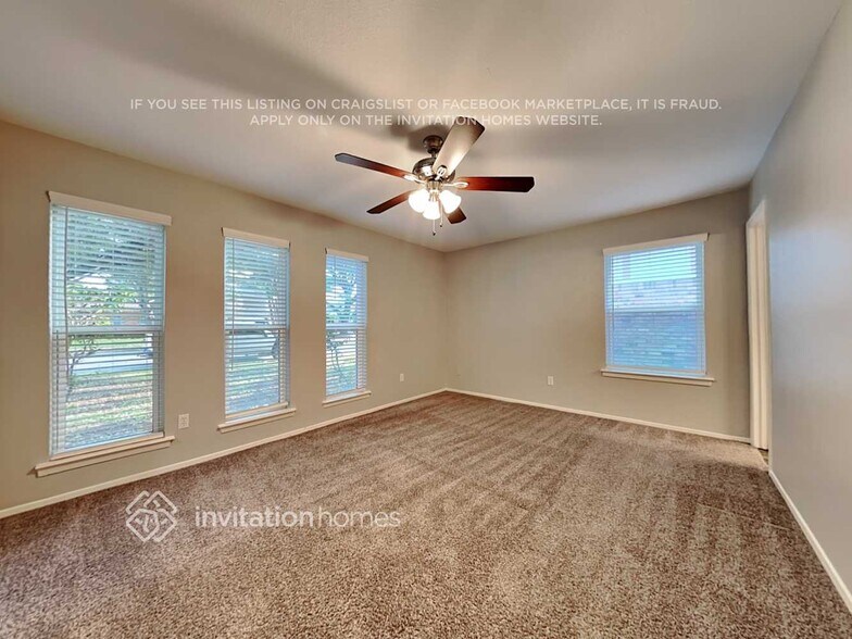 Building Photo - 5668 Jamaica Cir