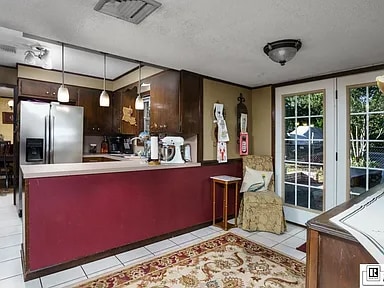 Building Photo - 103 Pecan Bayou Dr