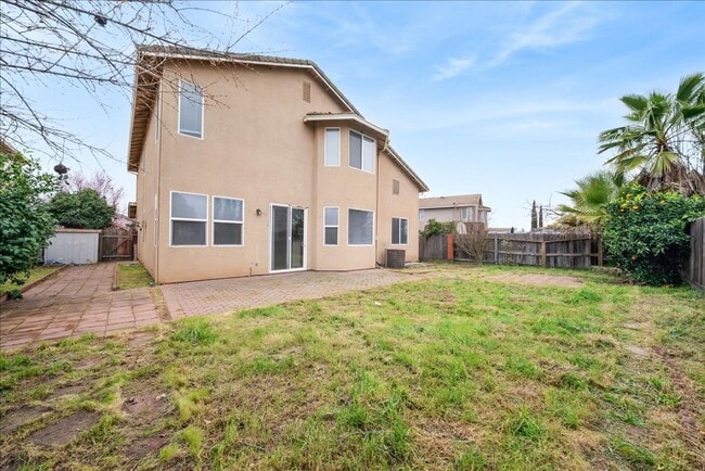 Building Photo - 9615 Harvest View Way