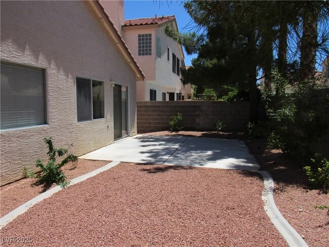 Building Photo - 1741 Mexican Poppy St