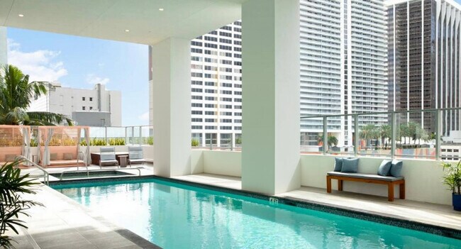 Building Photo - 227 NE 2nd St