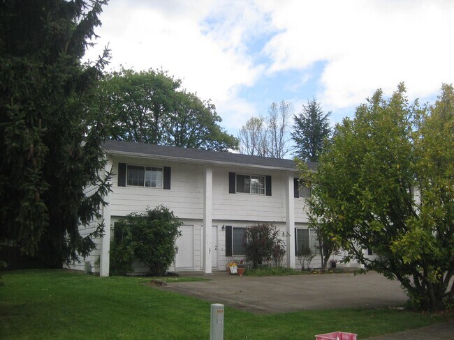 Primary Photo - 2-Bedroom Townhouse in South Corvallis!