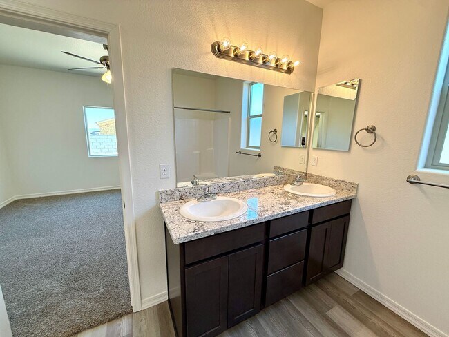 Building Photo - Beautiful New Construction 3 Bedroom Home ...