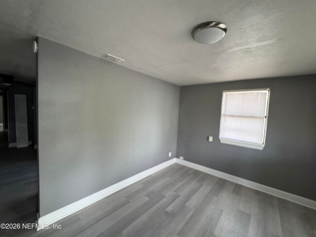 Building Photo - 4114 Moncrief Rd