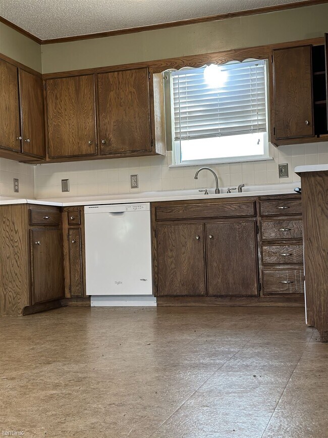 Building Photo - 2 br, 2 bath Duplex - 4470 Ridgecrest Circ...
