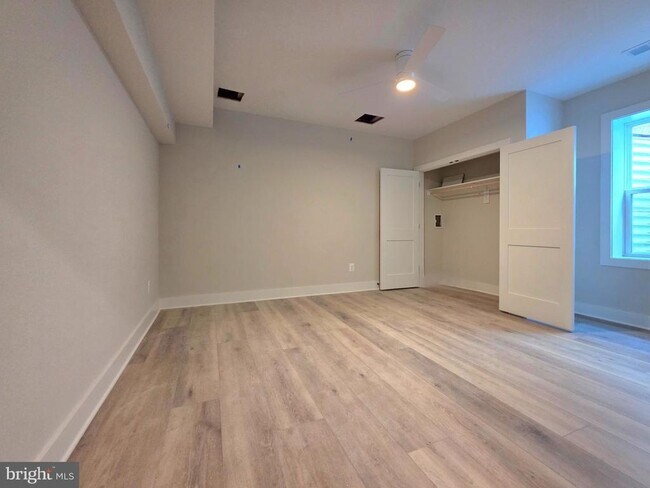 Building Photo - 41 E Reed Ave