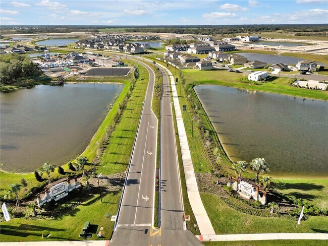 Building Photo - 9375 Cannon Bch Dr