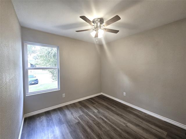 Building Photo - 2208 Teakwood Ct