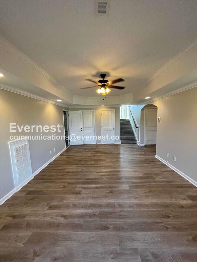 Building Photo - 3393 Wiser Dr