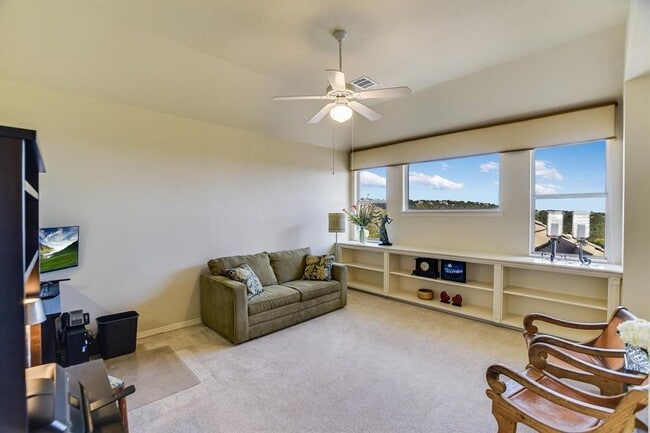 Building Photo - 4545 Golf Vista Dr