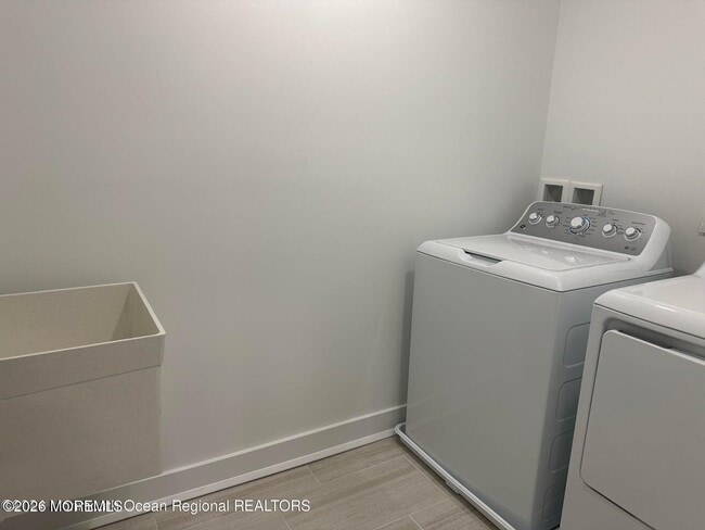 Building Photo - 1705 Wrangler Ave