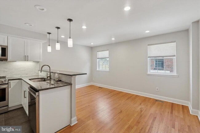 Building Photo - 514 Randolph Ct