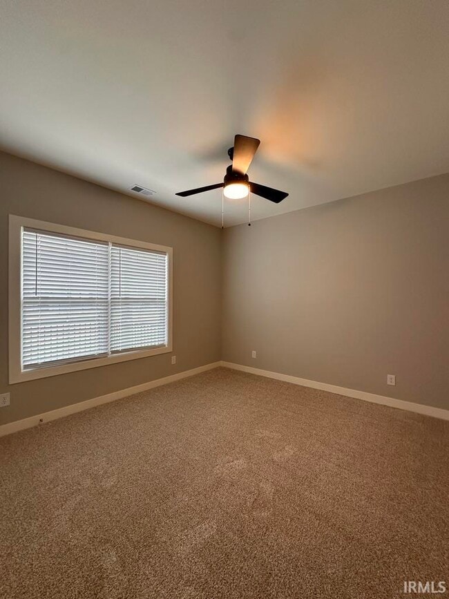 Building Photo - 3795 High Pointe Dr