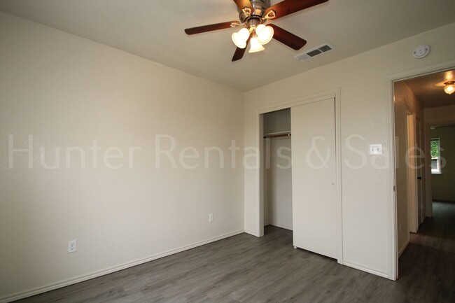 Building Photo - Perfect Four-Bedroom!