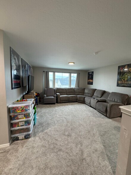 Building Photo - 19359 Spacely Ave