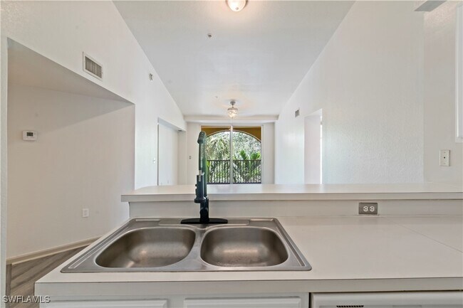 Building Photo - 4113 Residence Drive