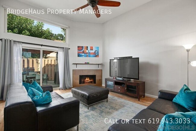 Building Photo - 5365 Aztec Dr