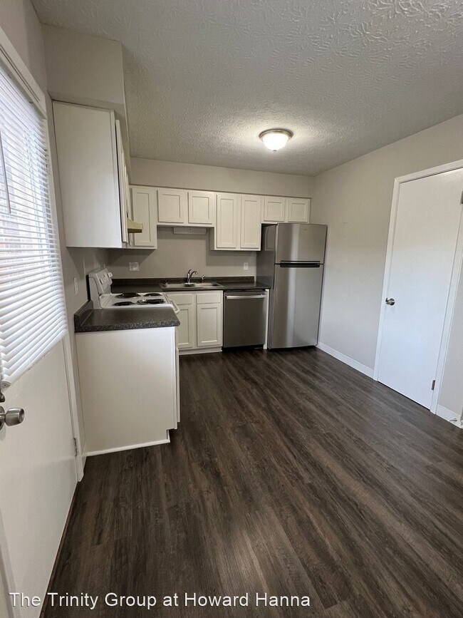 Building Photo - 2 br, 1.5 bath House - 5340 Shiloh Drive