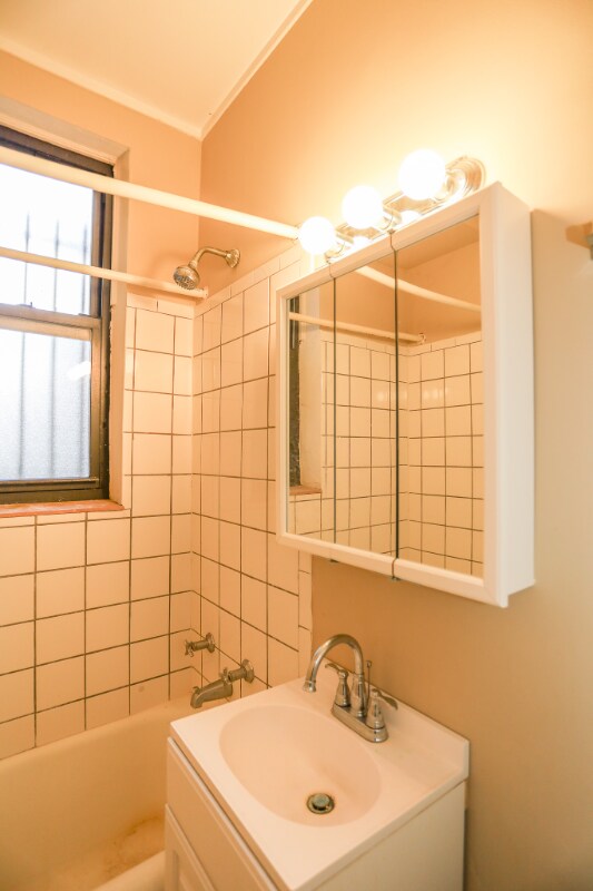 Building Photo - 4130 N Keystone Ave