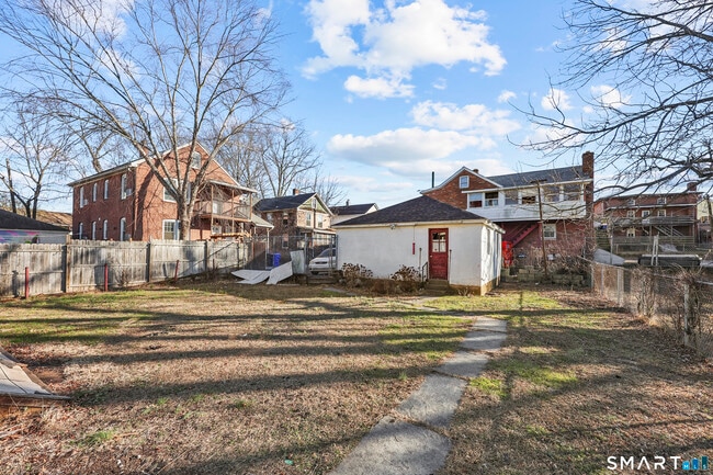 Building Photo - 59 Grand St