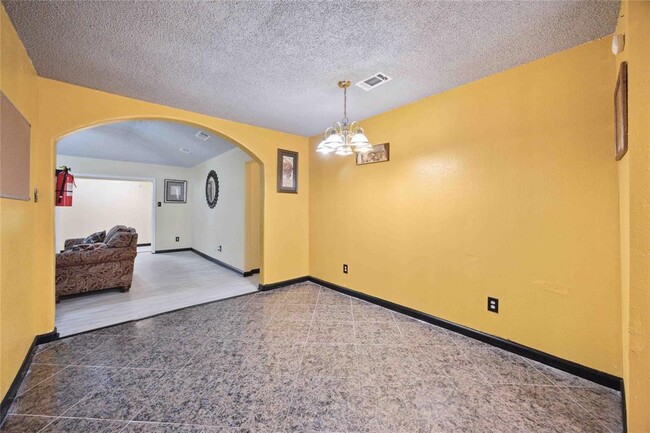 Building Photo - 16210 Delgado Dr