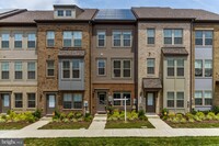 Building Photo - 141 Capital Ct