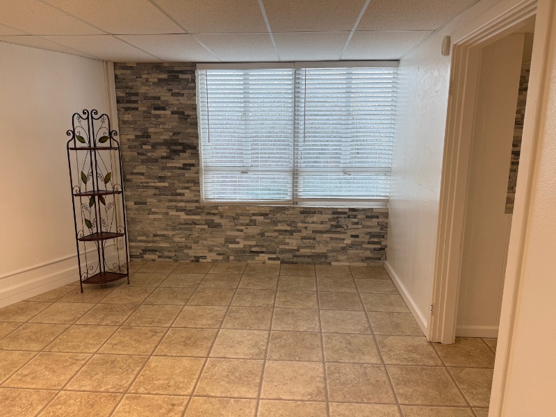 Building Photo - 190 Lubeck Rd