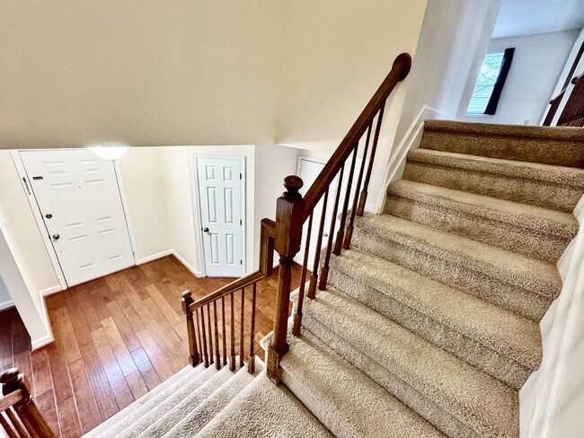 Building Photo - Golf Course Lot!! 4-Bedroom Home in Cypress Point!! Fenced Backyard & Dog Friendly!