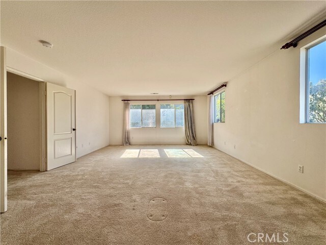Building Photo - 16612 China Berry Ct