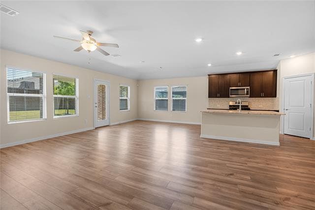 Building Photo - 207 Mizuna Dr