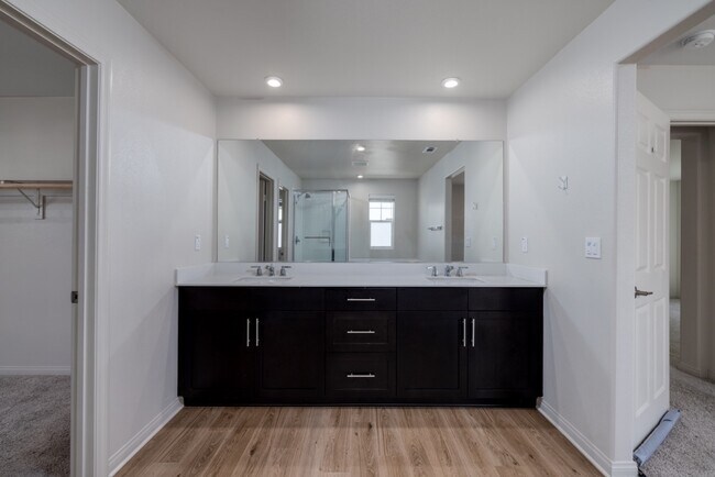 Building Photo - 26549 Brightstone Dr